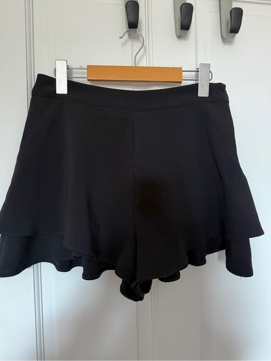Zara Pants - Zara Black Ruffle Hem Shorts